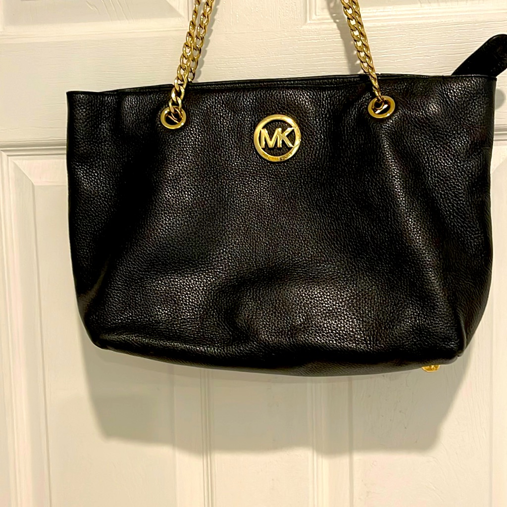Michael Kors Pebble Leather